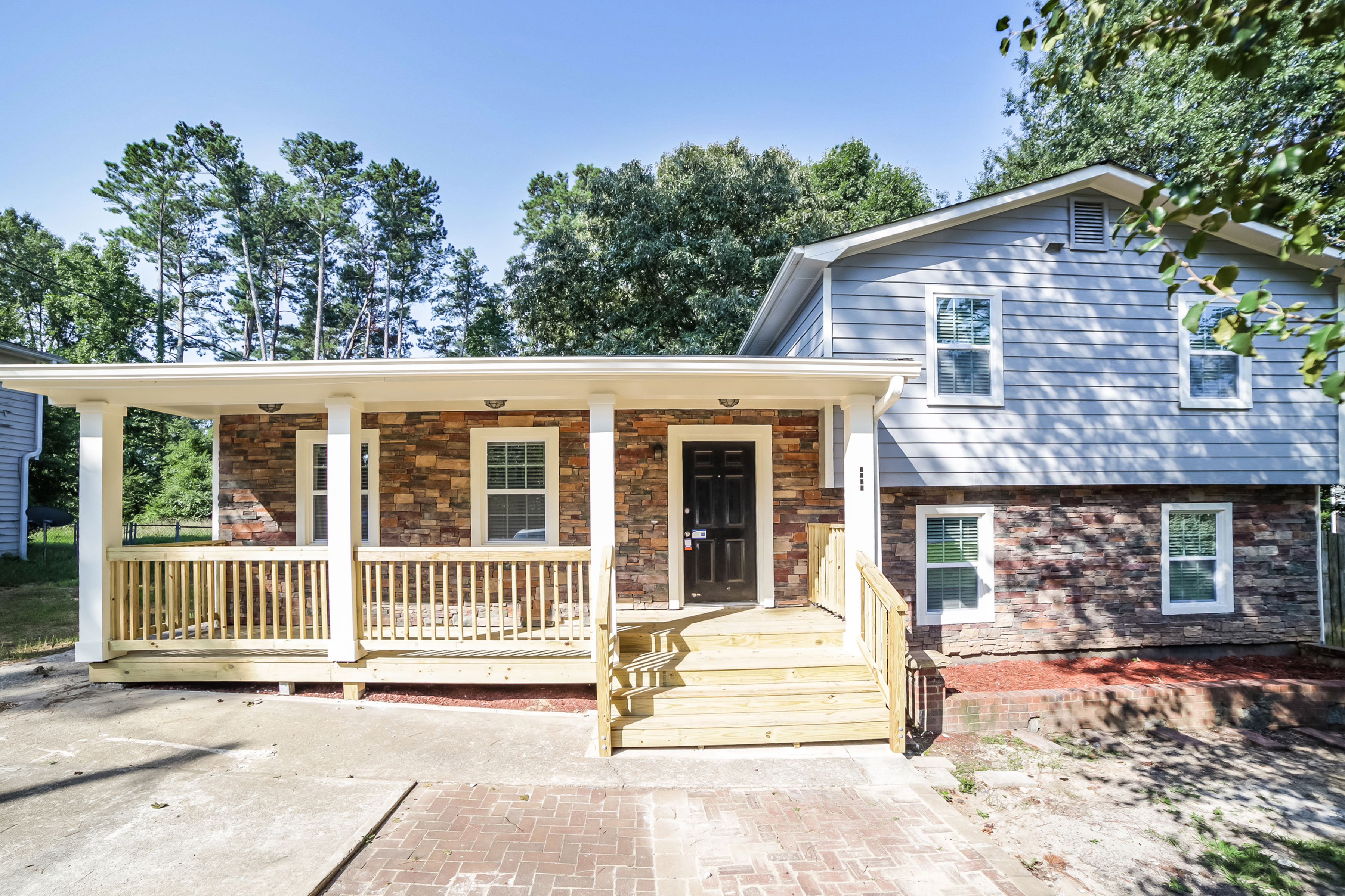 2748 Aruba Dr Powder Springs, GA 30127